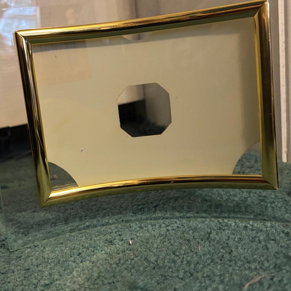 Gold Curved Picture Frame